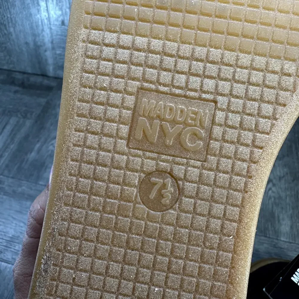 Madden NYC Platform Sneakers Womens 7.5 Brown Suede Chunky Gum Sole NEW